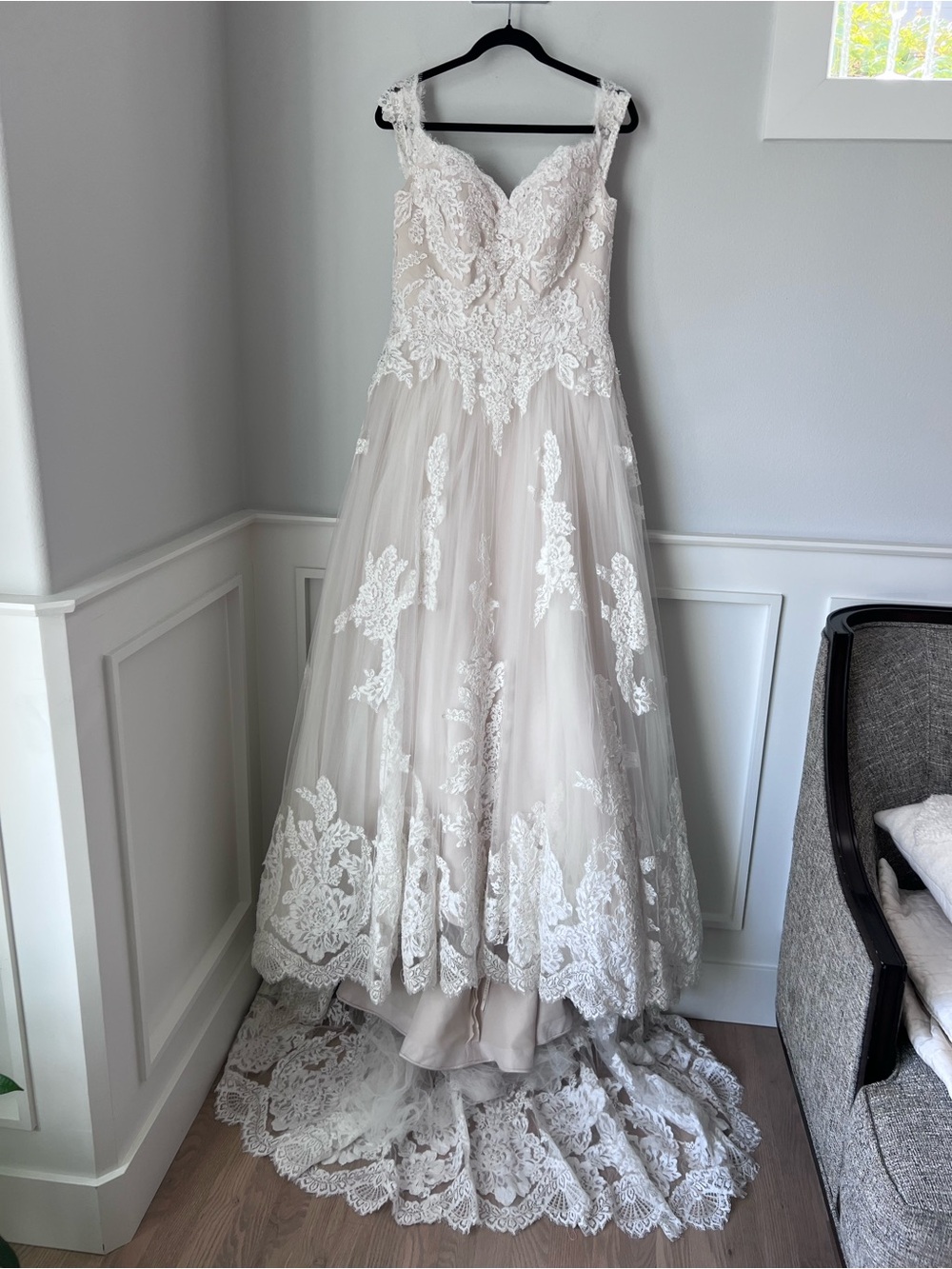 Casablanca ivory wedding dress size 14